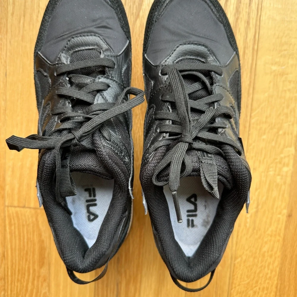 Fila Leather Sneakers Sandenal Orbit Black Size 9 Great Condition